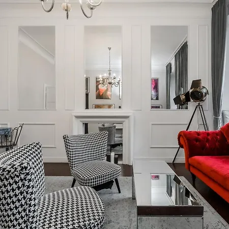 Apartamento Hello I Stunning Above The Theater *